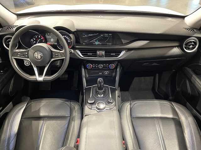 Alfa Romeo Stelvio 2.0 Turbo 200 CV AT8 Q4 Executive