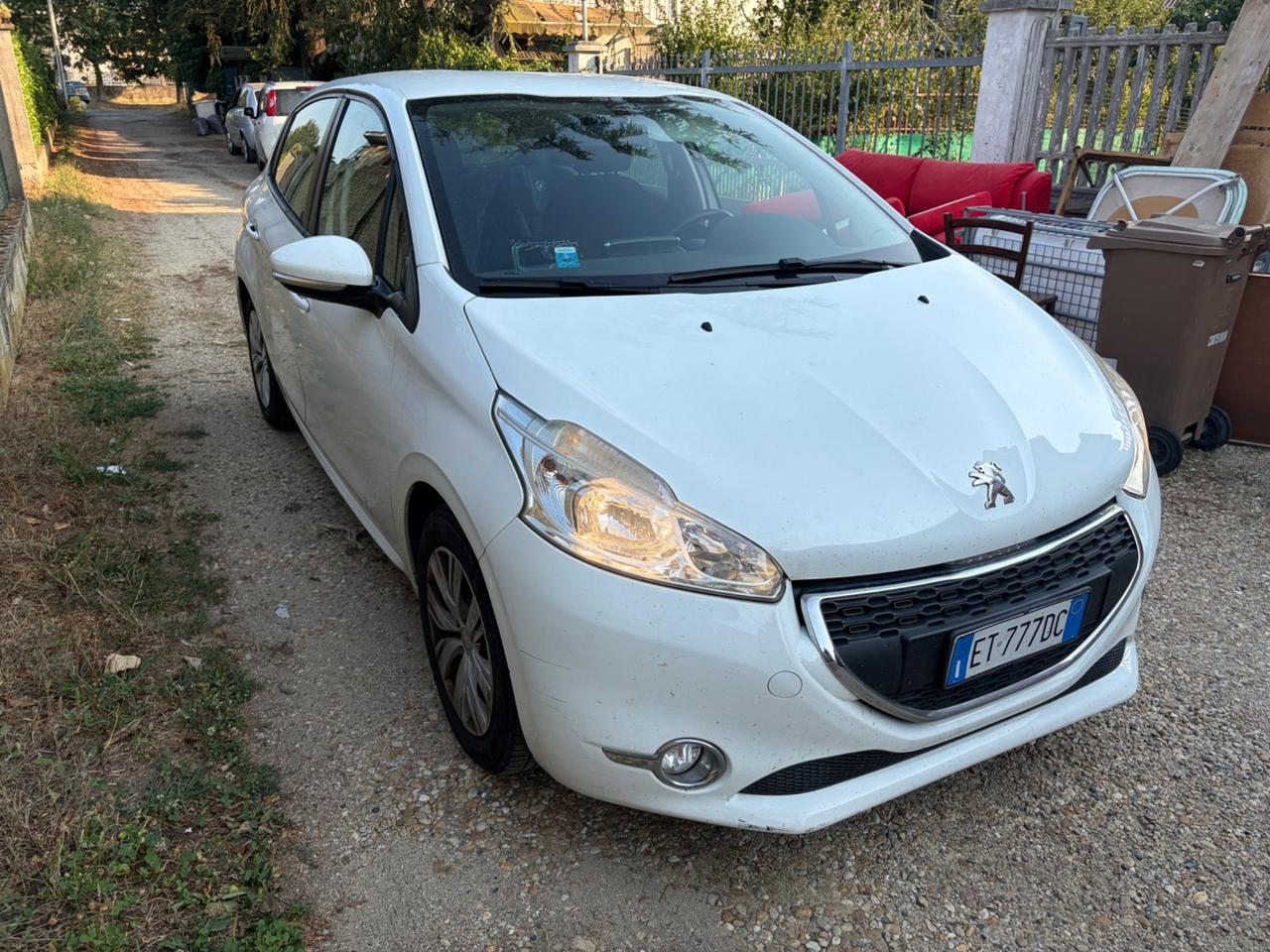 Peugeot 208 1.4 HDi 68 CV 3 porte Active