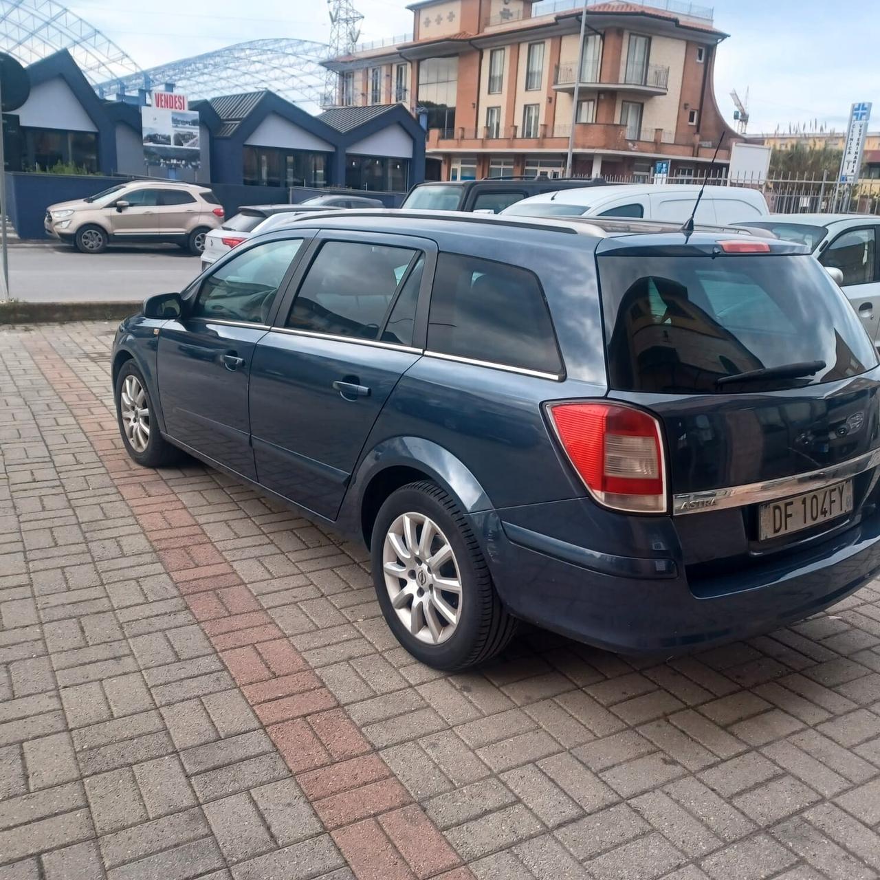 UNICO PROPRIETARIO TAGLIANDI UFFICIALI ASTRA 1.7 TDI SW