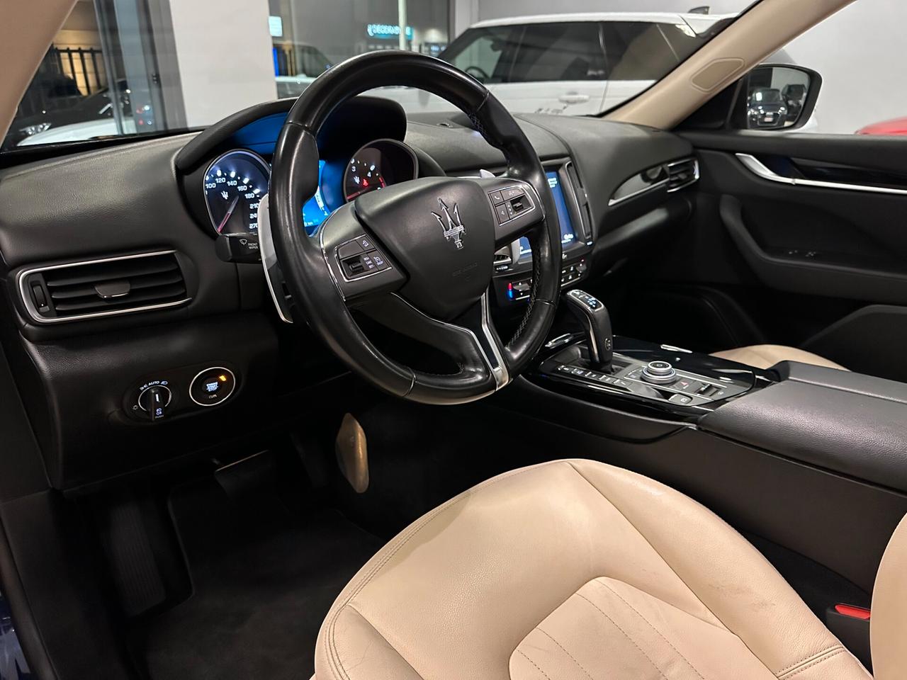 Maserati Levante V6 Diesel AWD Gransport TETTO PANORAMICO