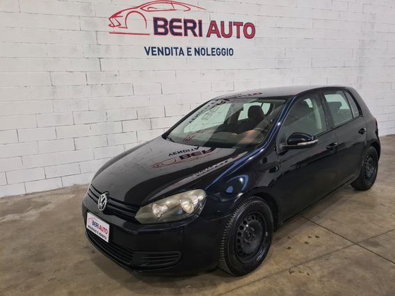 Golf 6 berlina 2.0 diesel 115 cavalli compresi 4 cerchi gomatti