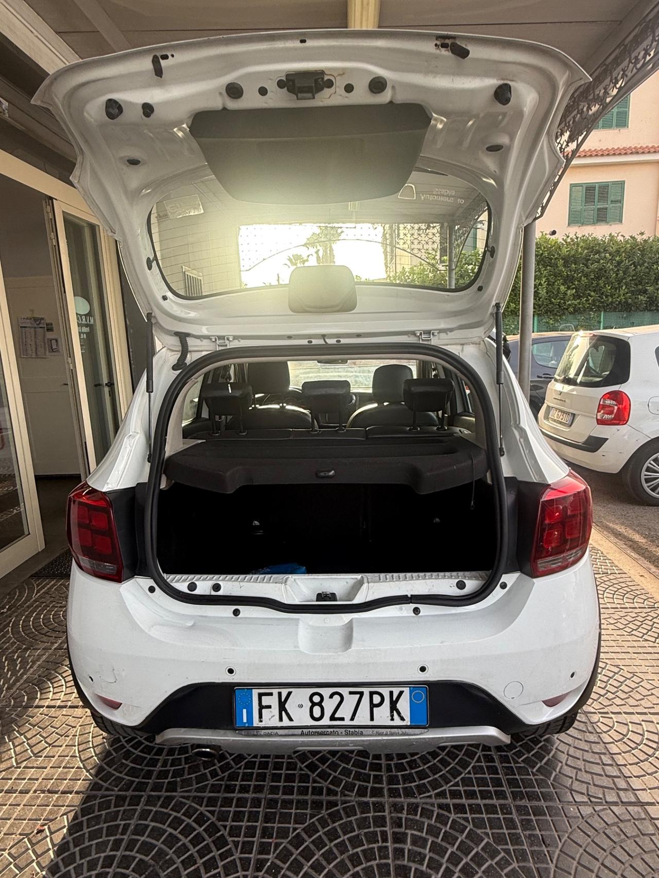 Dacia Sandero 0.9 TCe 12V TurboGPL 90CV Start&Stop Lauréate