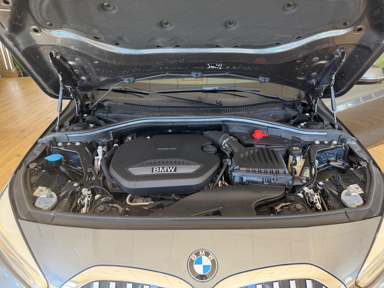 Bmw 116 116d 5p. Msport