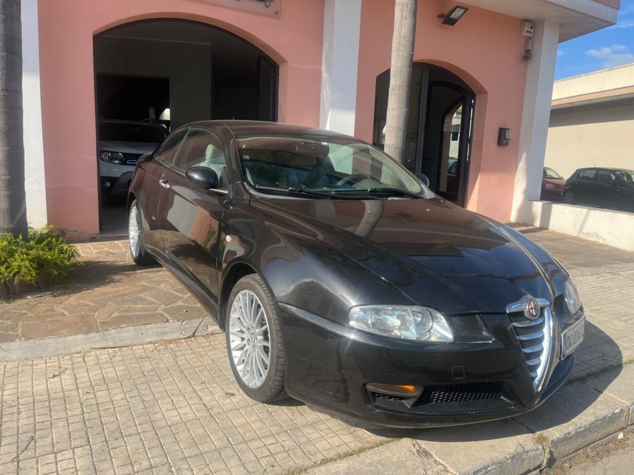 Alfa Romeo GT 1.9 MJT 16V Luxury