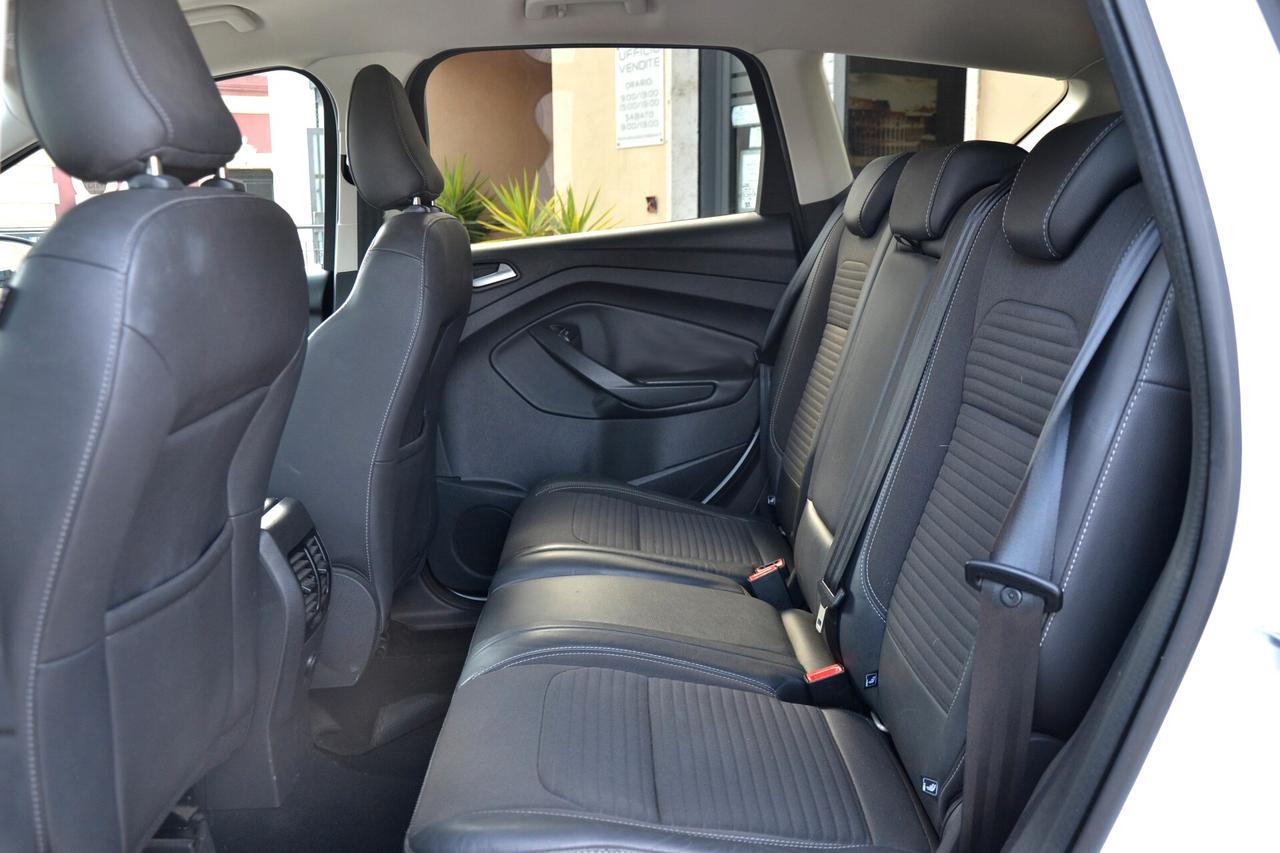 Ford Kuga 1.5 TDCI 120 CV S&S 2WD Powershift Edition