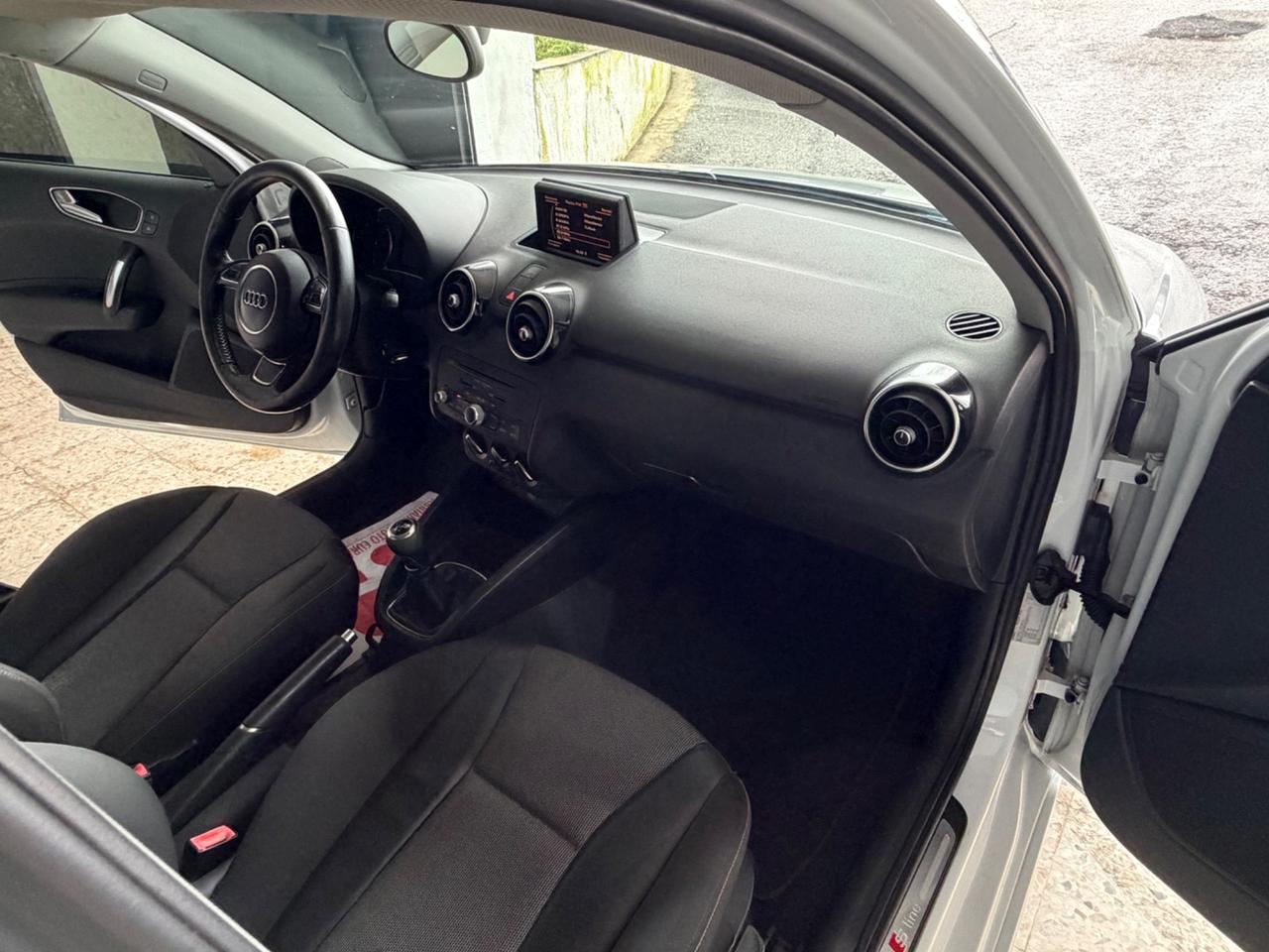 Audi A1 SPB 1.6 90 CV SLINE Tetto Apribile