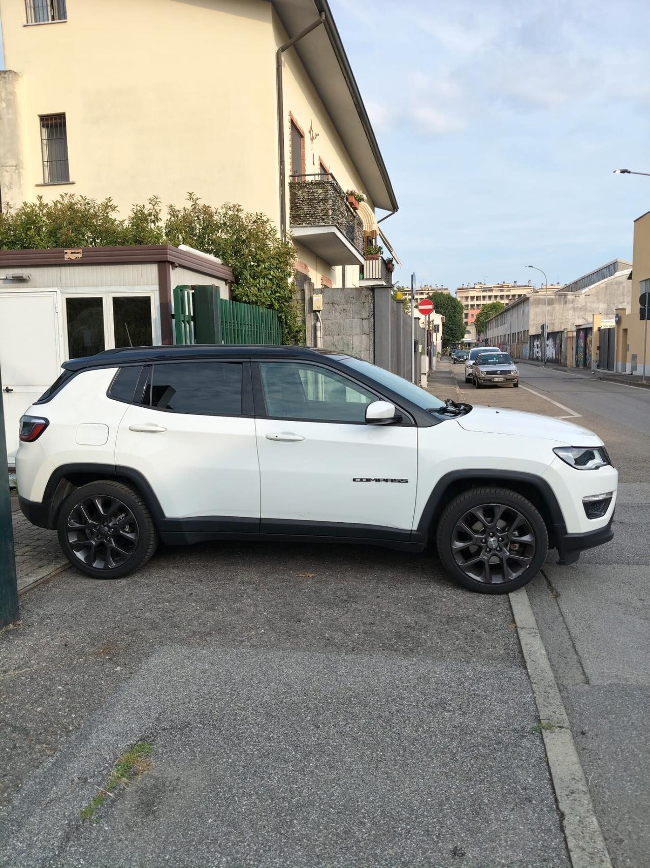 Jeep Compass cambio manuale