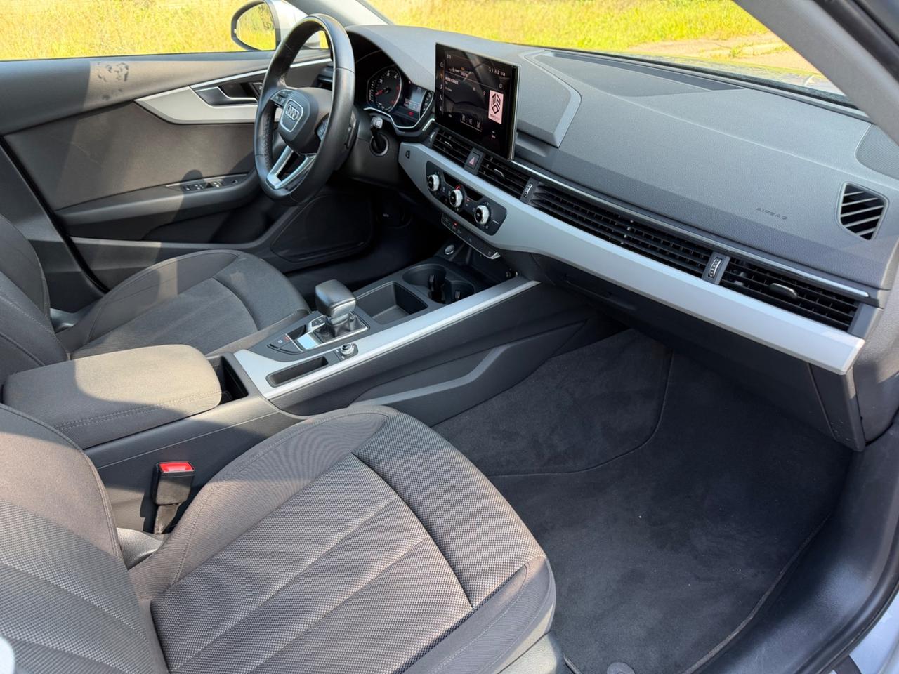 Audi A4 Avant 35 TDI/163 CV S tronic Business Advanced