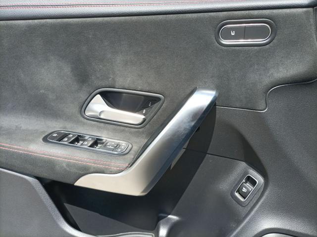 MERCEDES-BENZ CLA 200 d S.W. Automatic Premium