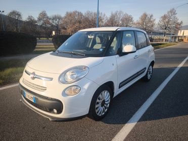 FIAT 500 L 1,4 BENZ-95CV-LOUNGE-EURO 6-OK NEOPATENTATI
