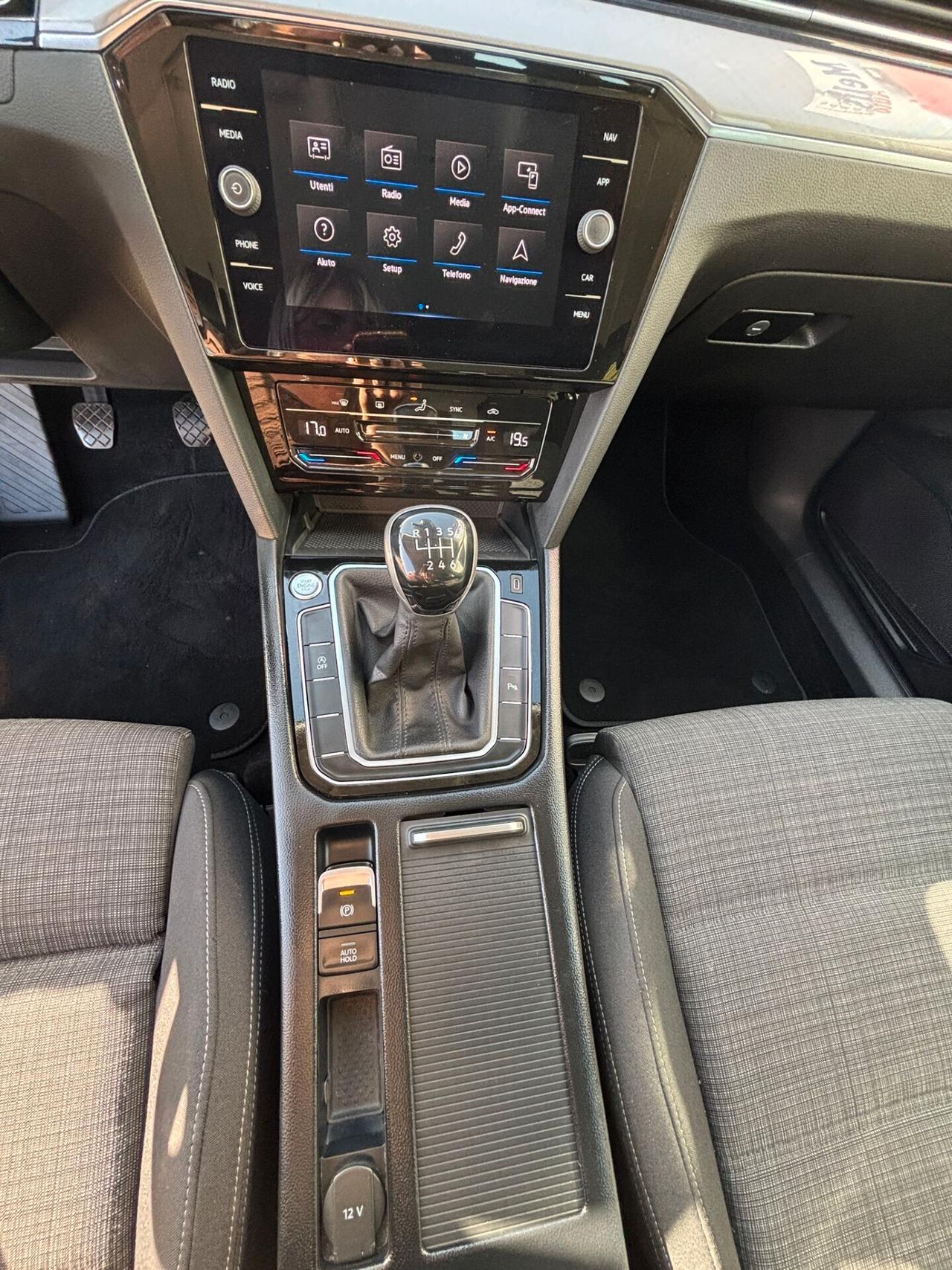 Volkswagen PASSAT DIESEL 2.0 TDI