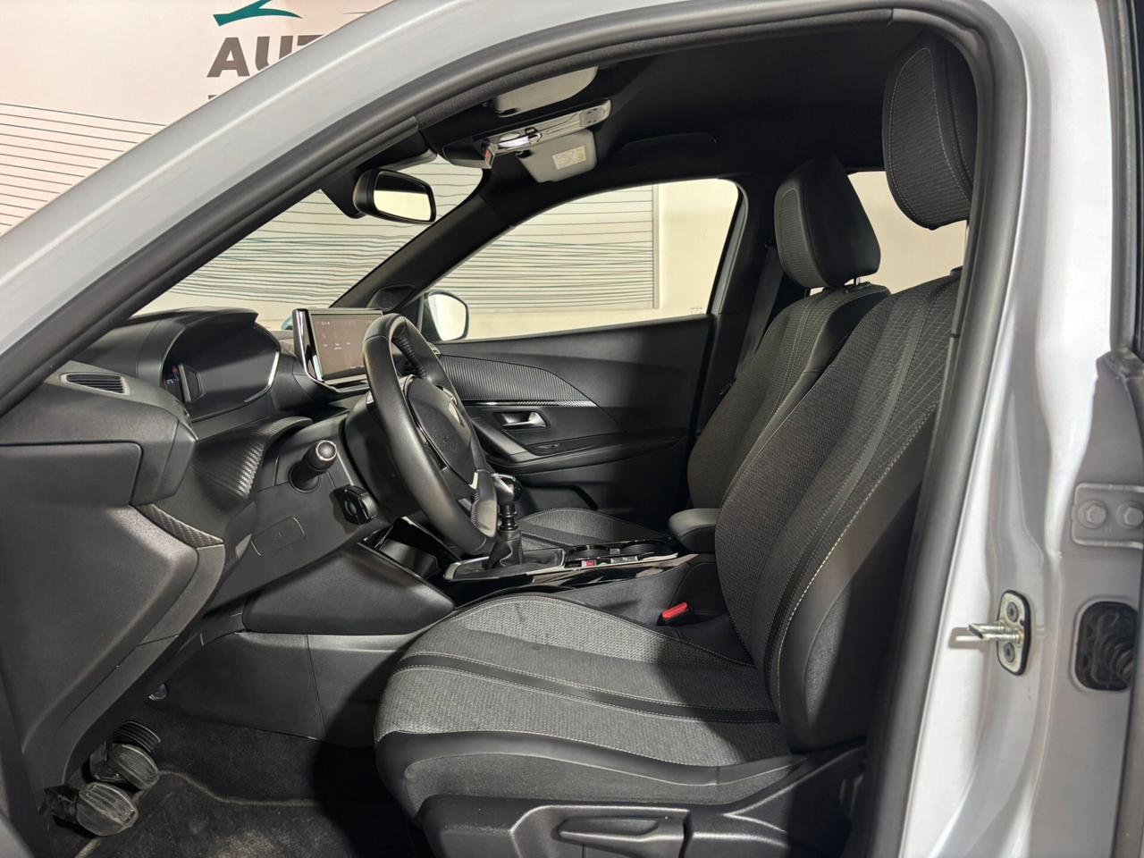 Peugeot 2008 BENZINA 100 CV MOD. 2024 ALLURE