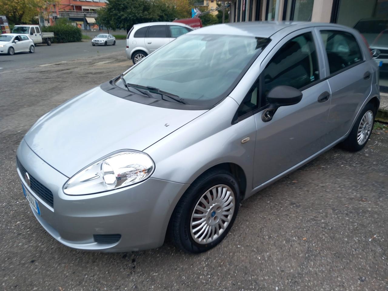 Fiat Grande Punto Grande Punto 1.3 MJT 75 CV 3 porte Dynamic