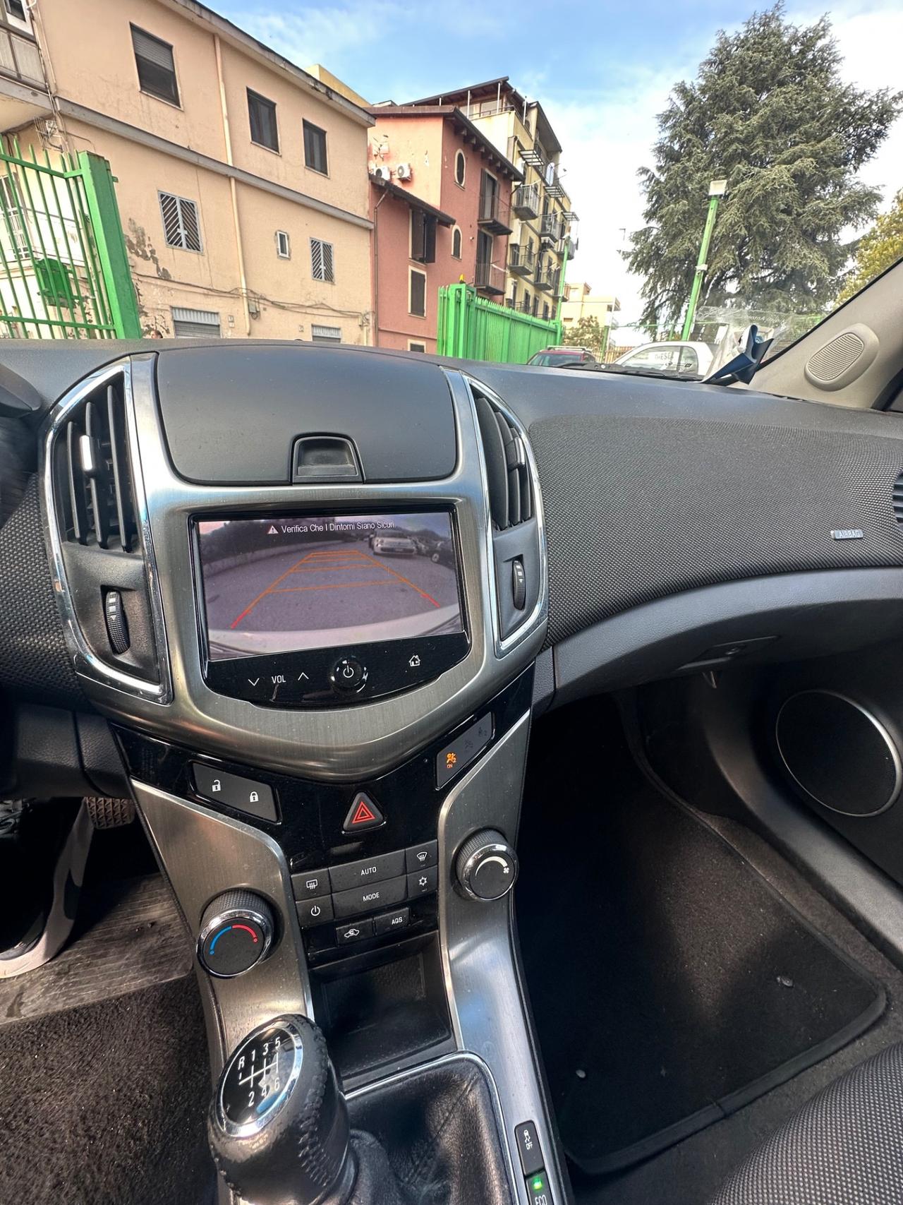 Chevrolet Cruze 1.7 Diesel 4 porte LT