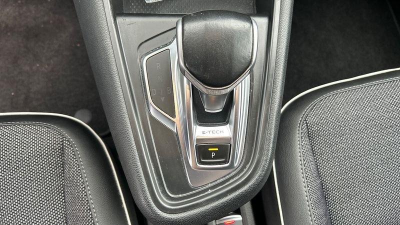 Renault Captur 1.6 E-TECH Plug-in Hybrid 160cv Intens Auto
