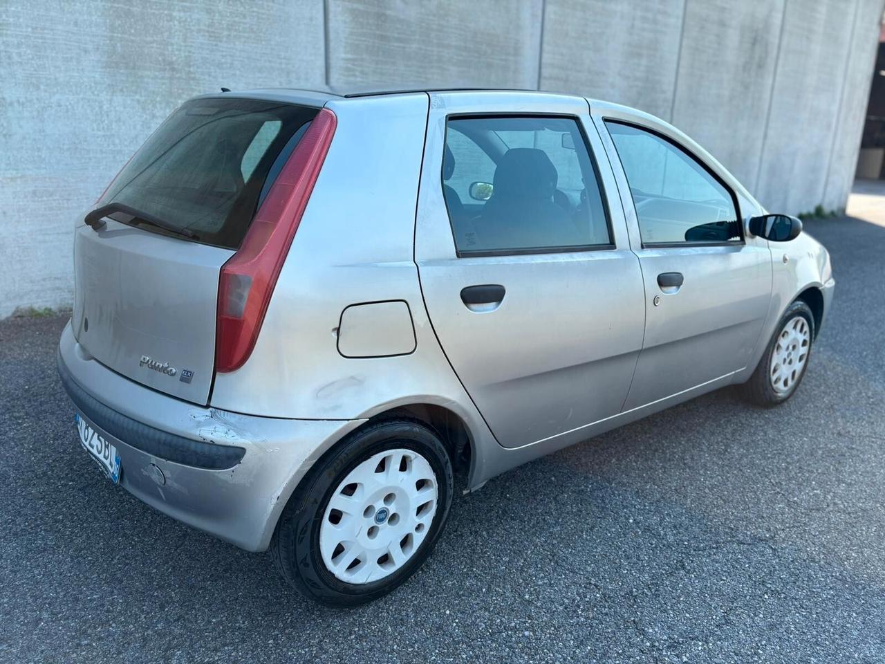 Fiat Punto 1.2i cat 5 porte NEOPATENTATI