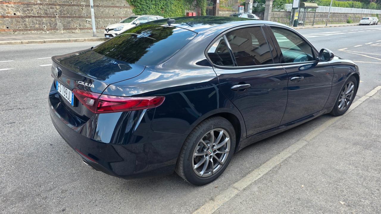 Alfa Romeo Giulia 2.2 Turbodiesel 180 CV Super