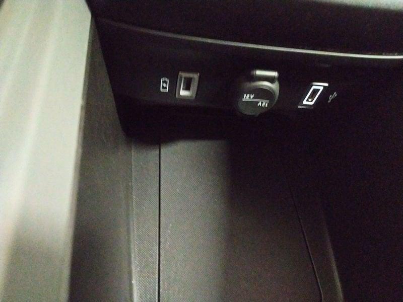 Jeep Avenger 1.2 turbo e-hybrid mhev Longitude fwd 110cv edct6