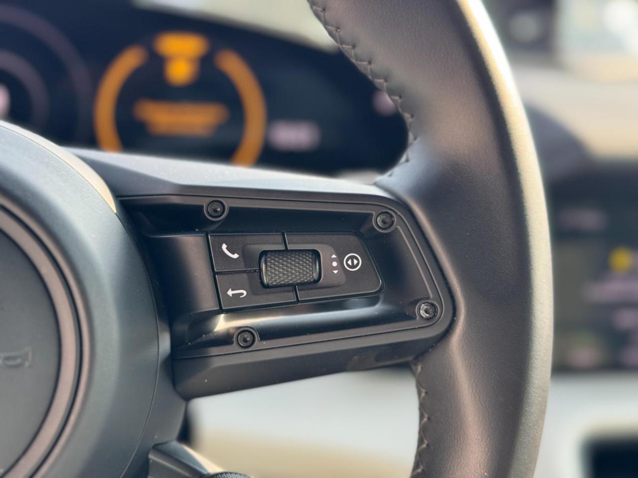 Porsche Taycan Cross Turismo Turbo 5p.ti