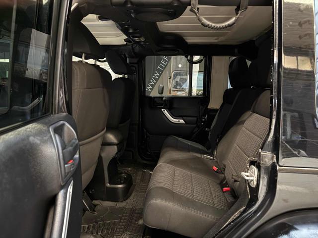 JEEP Wrangler Unlimited 2.8 CRD DPF Rubicon Auto