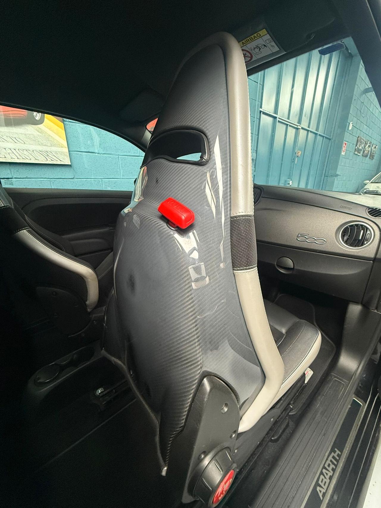 595COMPETIZIONE SABELT CARBONIO!