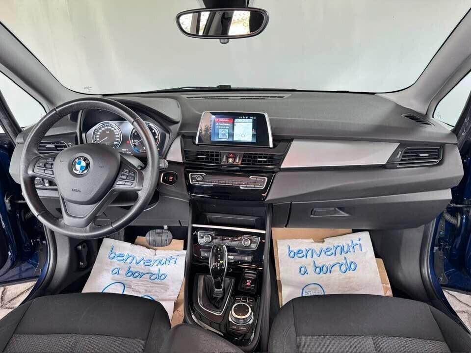 Bmw 2er Active Tourer 216d Luxury