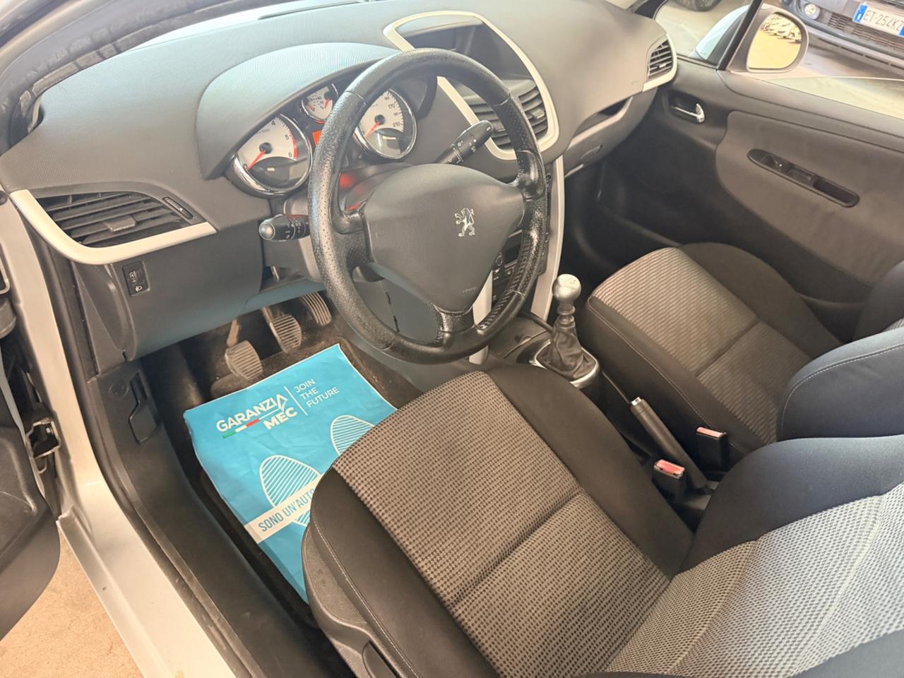 Peugeot 207 1.6 8V HDi 112CV 5p. XS