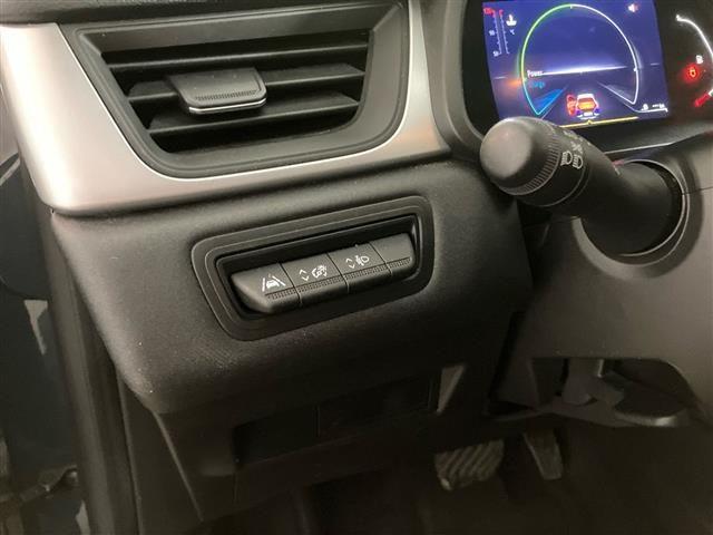 RENAULT Captur 1.6 E-Tech hybrid Zen 145cv auto