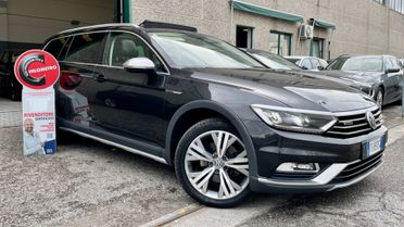 VOLKSWAGEN PASSAT VARIANT 2.0 ALLTRACK 4 MOTION DSG EXECUTIVE BMT 190CV - TETTO, PELLE, VIRTUAL COCKPIT