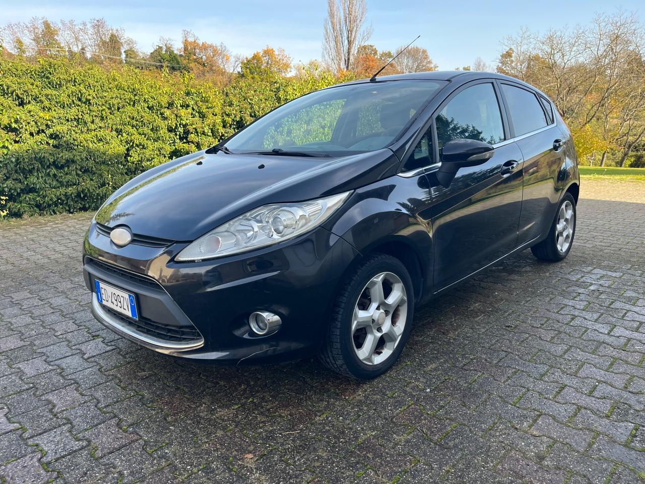 Ford Fiesta 1.2 BENZINA Titanium