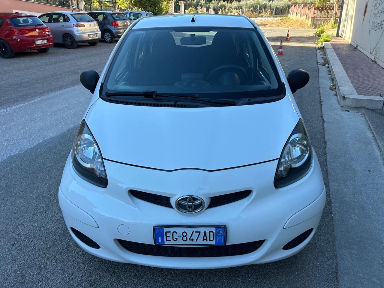 Toyota Aygo 1.0 benz ideale per neopatentati