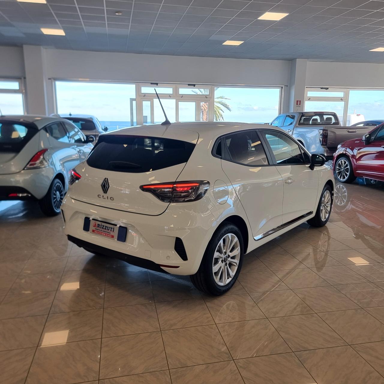 RENAULT CLIO EVOLUTION 1.5 dCi 100cv