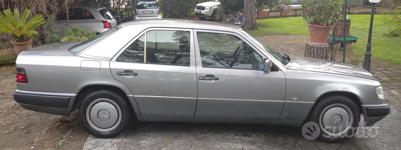 MERCEDES W124 200E BERLINA 1992 FASCIONATA