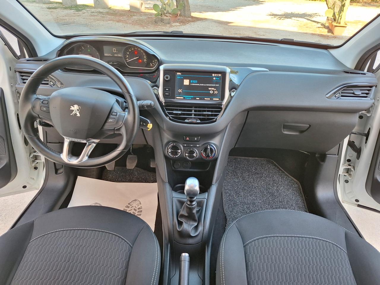 Peugeot 208 1.5 HDi 100 cv 5 porte Allure 2019
