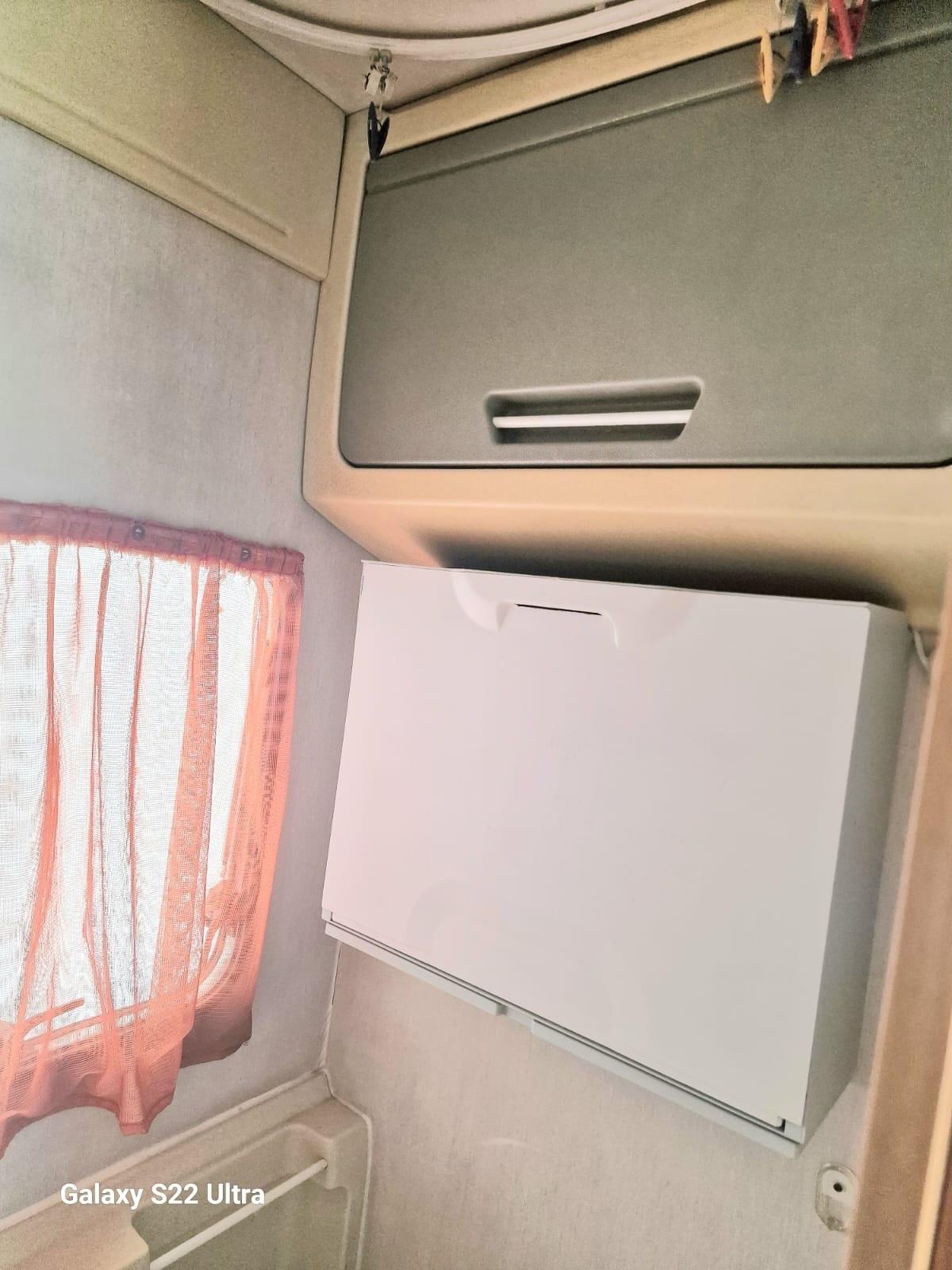 492 MANSARDATO riviera del 1997 in saldo