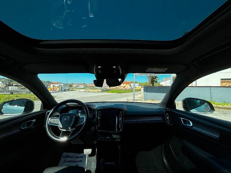 VOLVO XC40 (2017-->) XC40 D3 Geartronic R-design