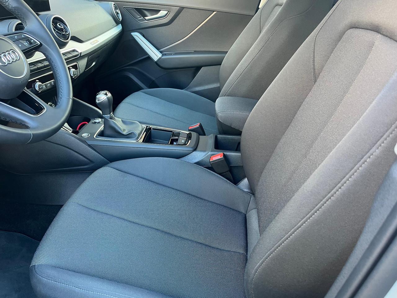 Audi Q2 30 TDI Identity Black S LINE MANUALE