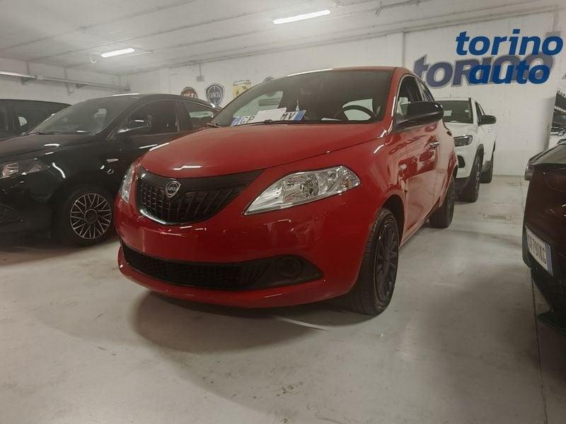 Lancia Ypsilon Ypsilon 1.0 FireFly 5 porte S&S Hybrid Silver