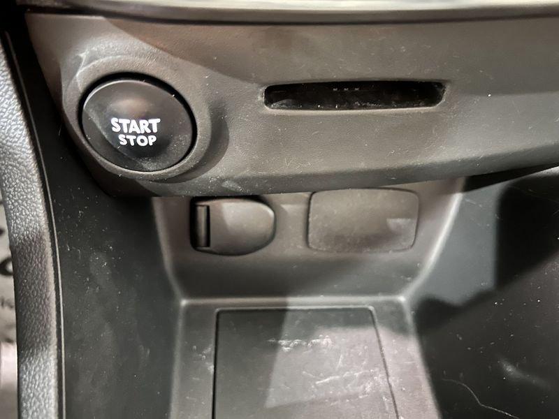 Renault Clio 1.2 16v 75cv 5 Porte Duel