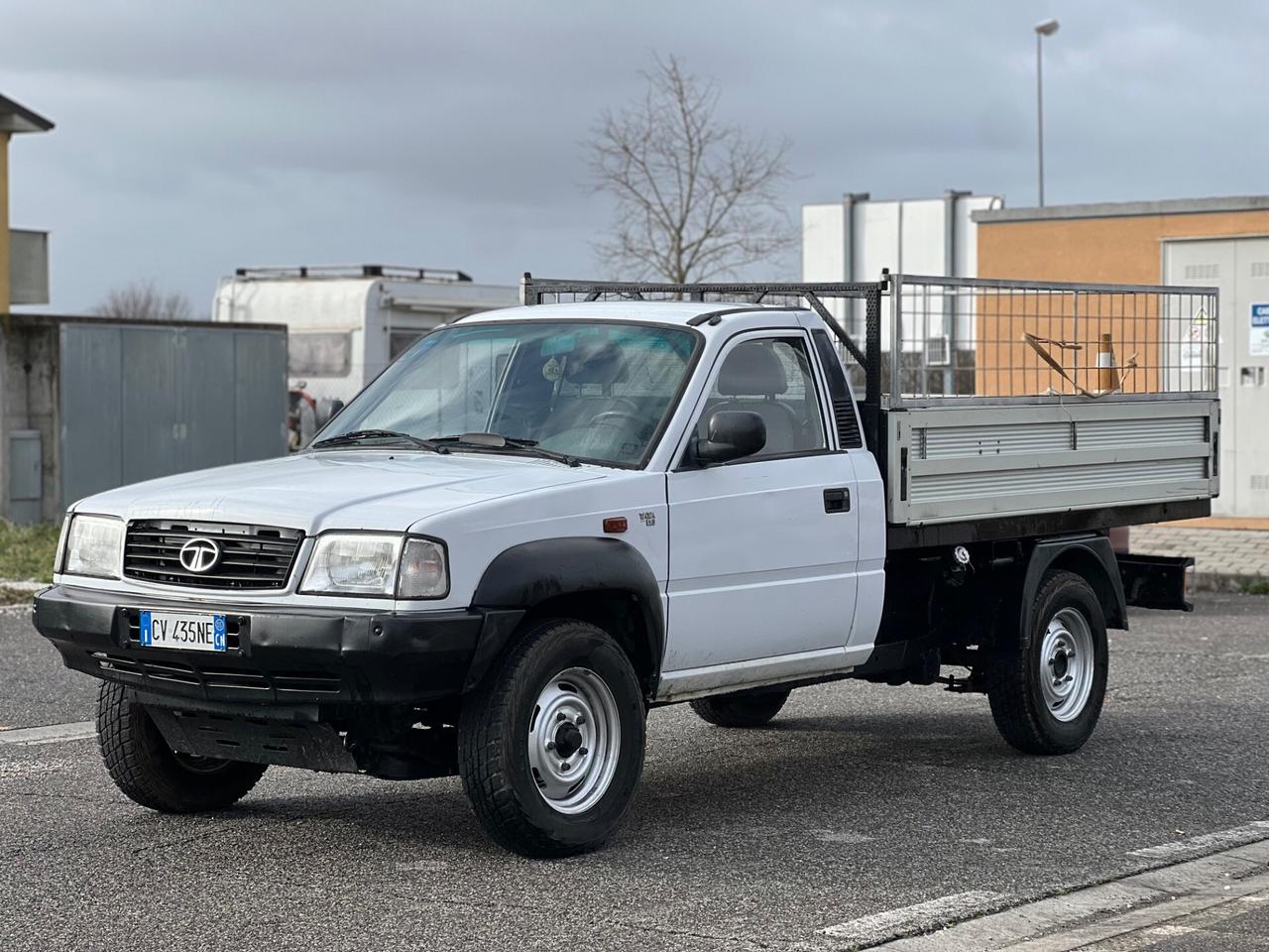 Tata Pick-Up 2.0 Cassone Maggiorato