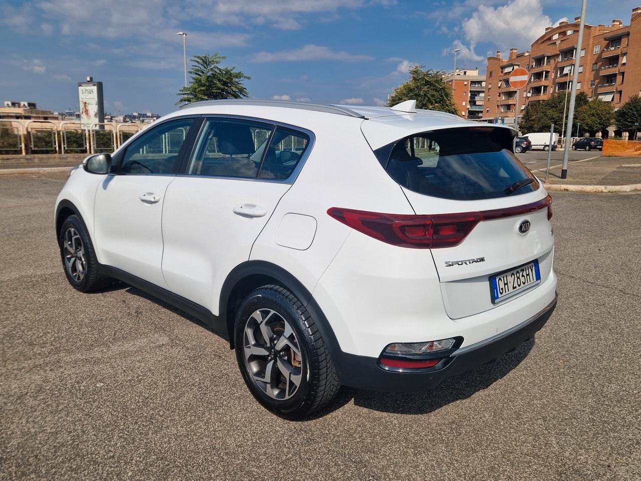 Kia Sportage 1.6 136cv Ibrida/diesel automatica