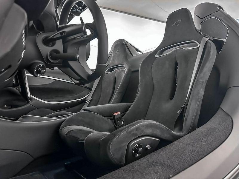 McLaren Artura Artura Spider MY25 - McLaren Milano