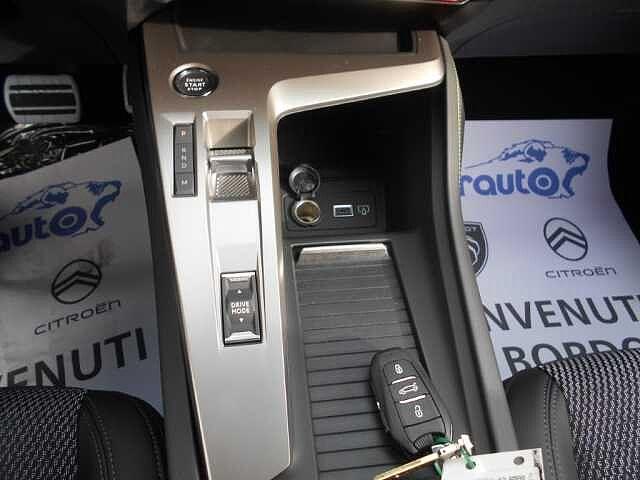Peugeot 308 130 GT HDi EAT8 Fin 9Perfet Scon 32%
