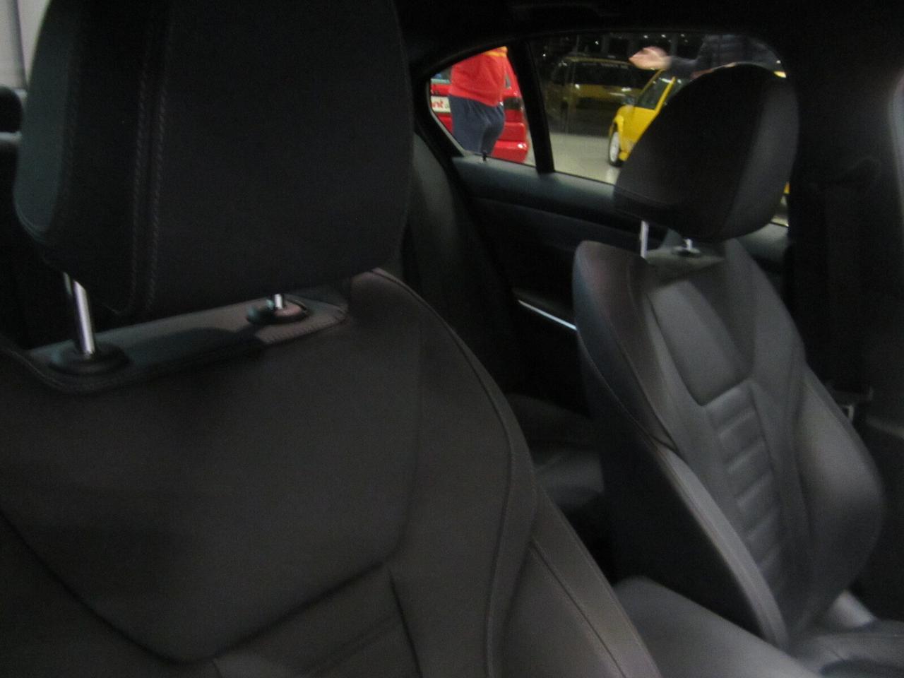 Bmw 320 320d Msport