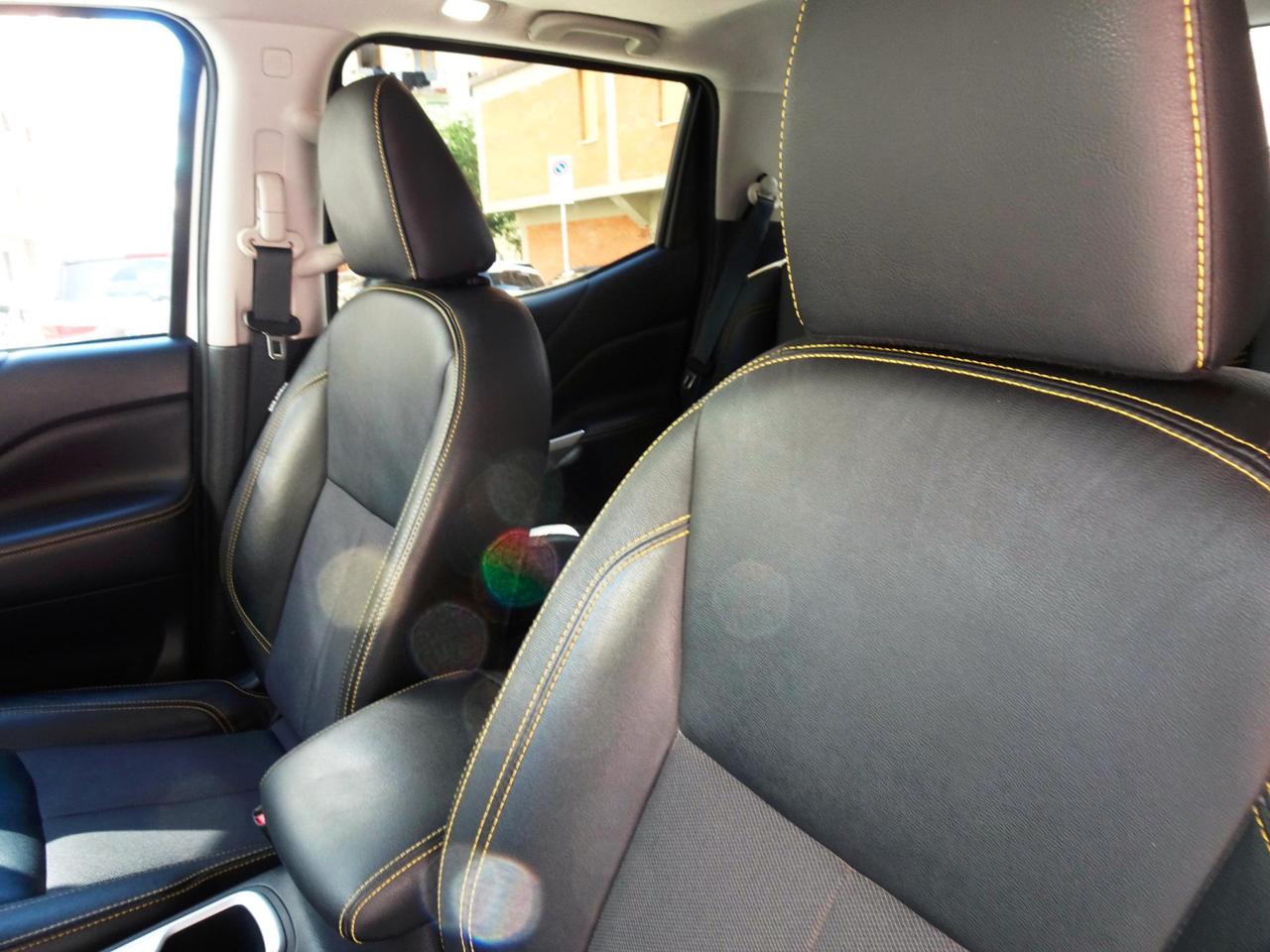 Nissan Navara 2.3 dCi 190 CV 4WD Double Cab N-Guard