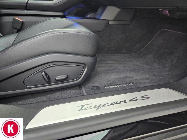 Porsche Taycan 4S