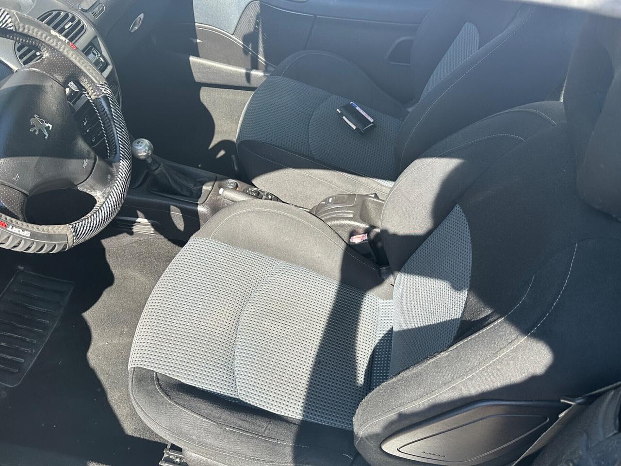 Peugeot 206 1.6 HDi cabriolet 2005 bluetooth.