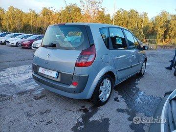 RENAULT Scénic 1.5 diesel