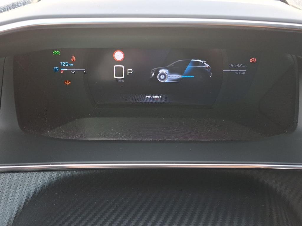 Peugeot 208 1.2 hybrid GT 136cv e-dcs 6