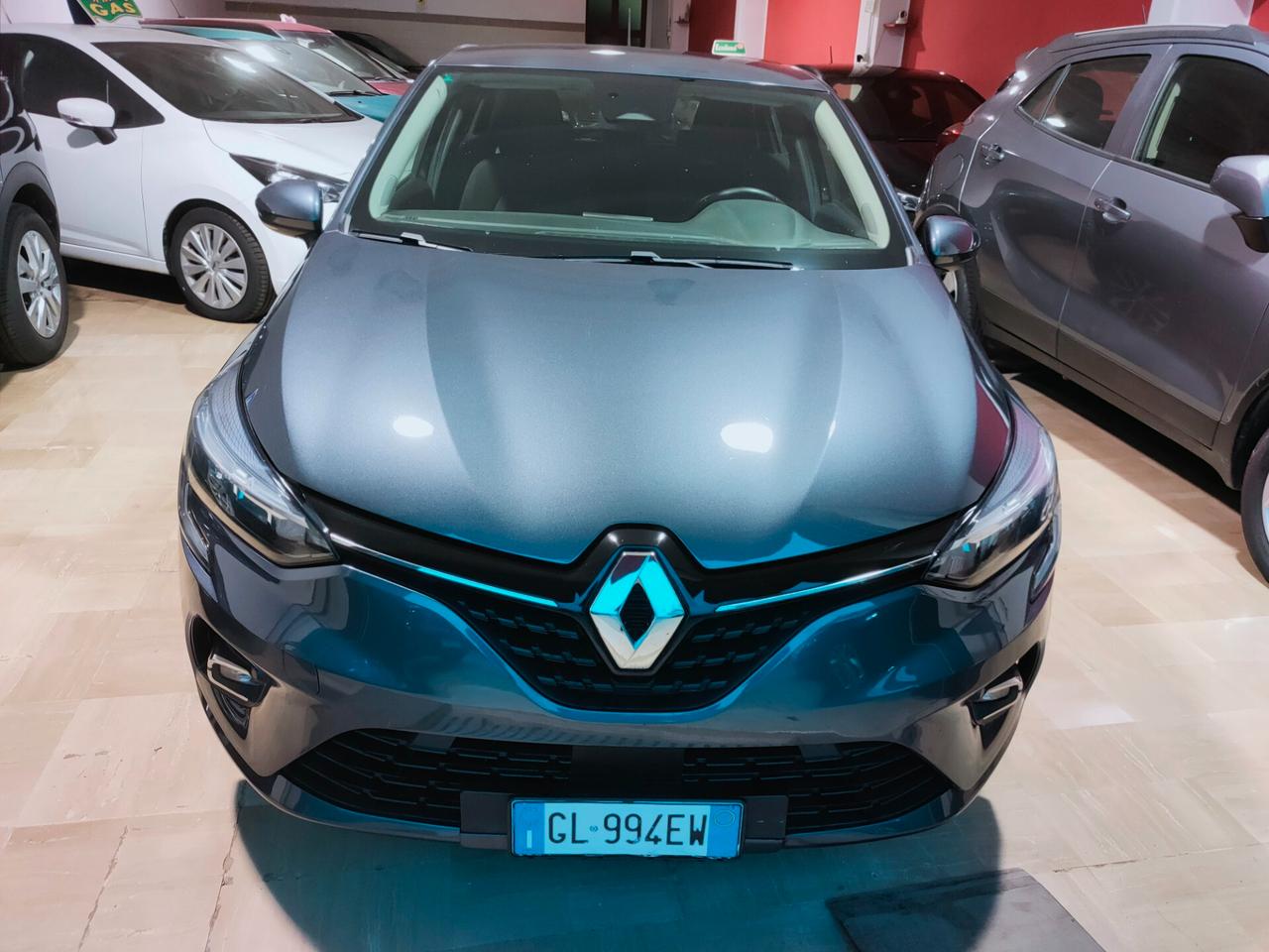 Renault Clio TCe 90 CV 5 .P Techno Euro 6D